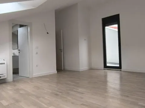 Prodaja, dvosoban stan, 126m², Dobrota, Kotor - image 7