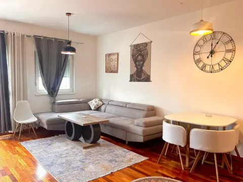 Rent, one bedroom apartment, 52m², City Kvart, Podgorica - image 2