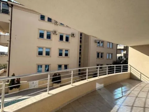 Prodaja, dvosoban stan, 105m², Petrovac, Budva - image 4