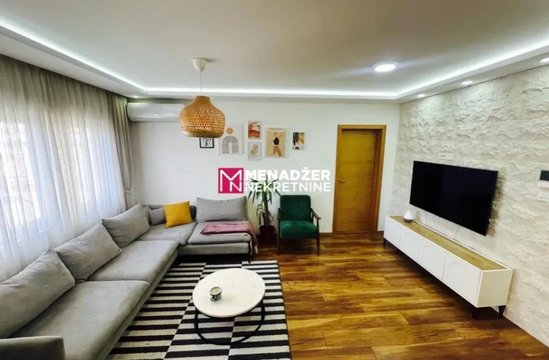 Prodaja, trosoban stan, 89m², Autobuska stanica, Podgorica