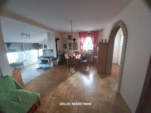 Sale, house, 200m², Krnjaca, Palilula Sve Podlokacije