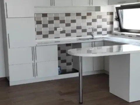 Prodaja, dvosoban stan, 71m², Centar, Bar - image 1