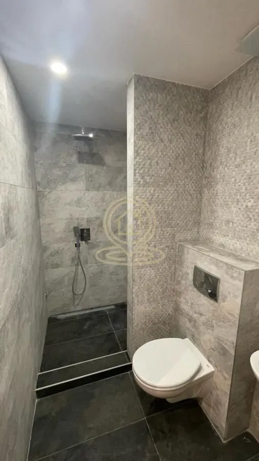 Rent, four bedroom apartment, 151m², Voždovac Sve Podlokacije, Beograd