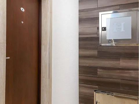 Sale, two bedroom apartment, 84m², Bečići, Budva - image 5