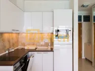 Izdavanje, garsonjera, 29m², Budva, Crna Gora - image 10