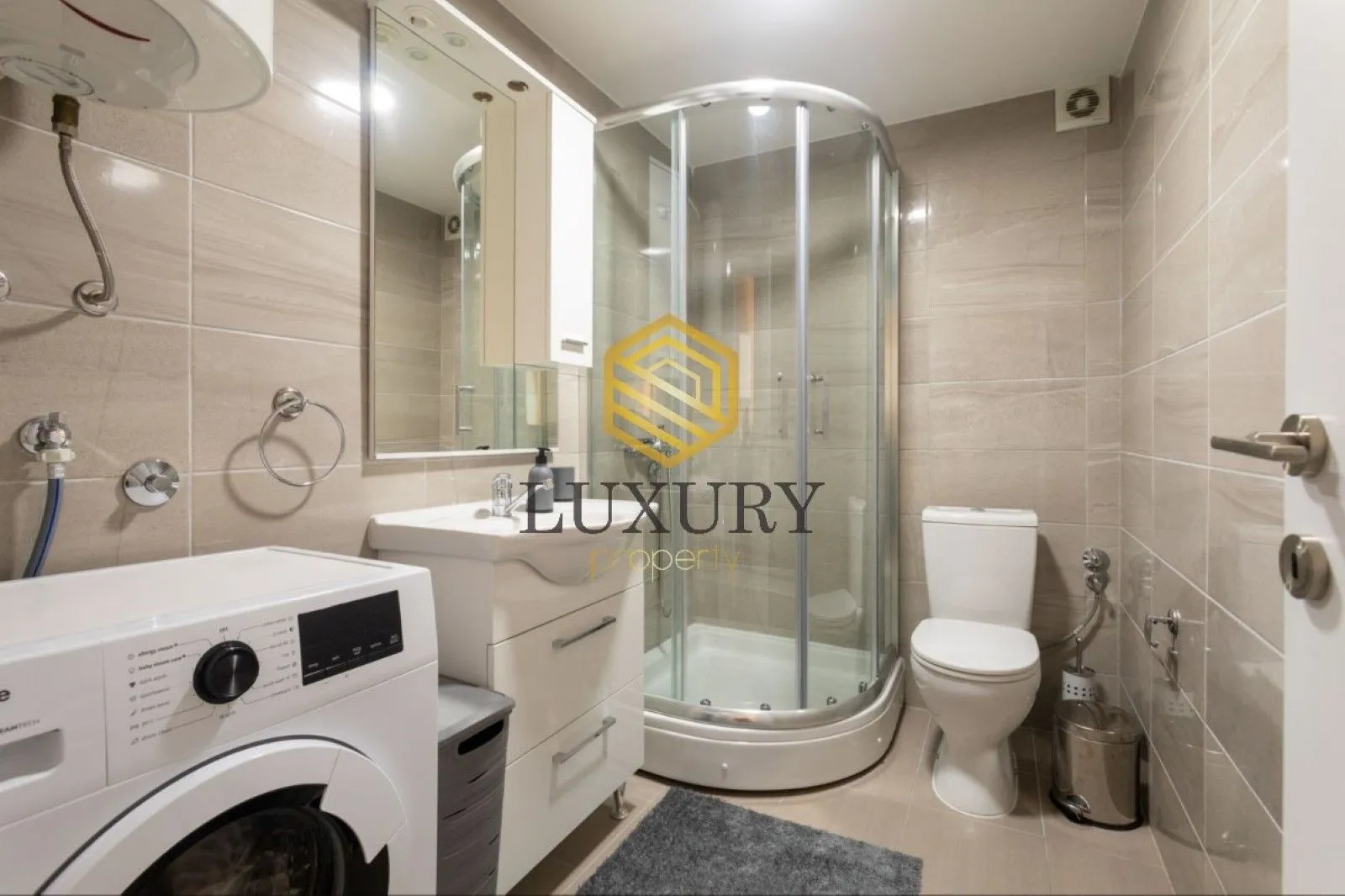 Rent, one bedroom apartment, 55m², Pejton, Podgorica