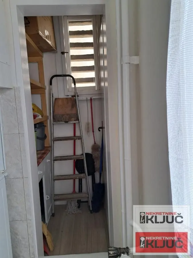 Prodaja, trosoban stan, 71m², Spens, Novi Sad Sve Podlokacije
