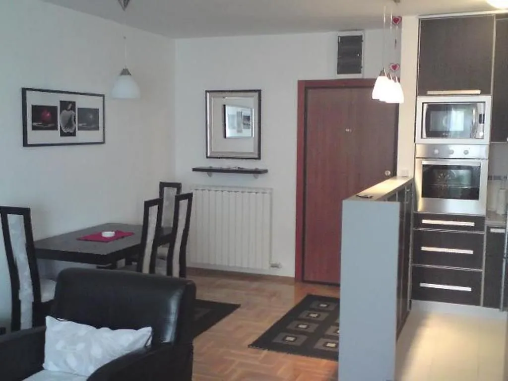 Rent, two bedroom apartment, 70m², Centar, Podgorica