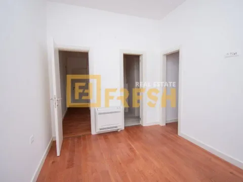 Prodaja, trosoban stan, 132m², Gornja Gorica, Podgorica - image 11