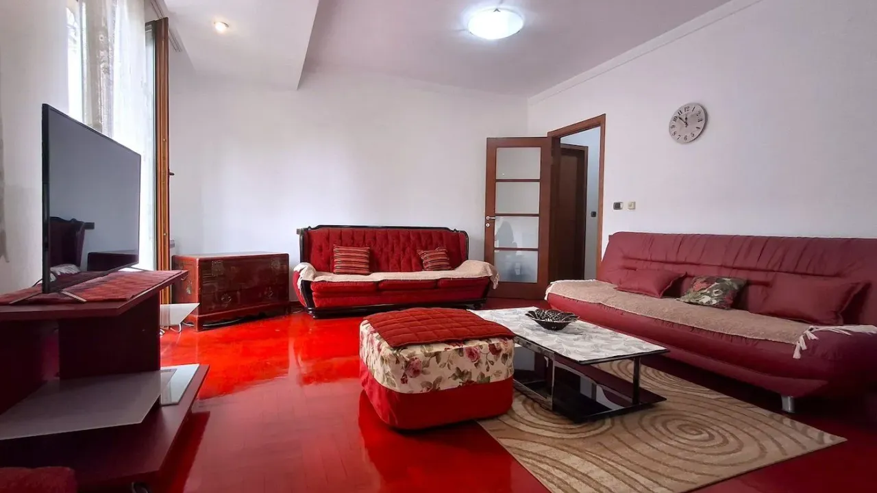 Izdavanje, stan, 84m², Centar, Podgorica