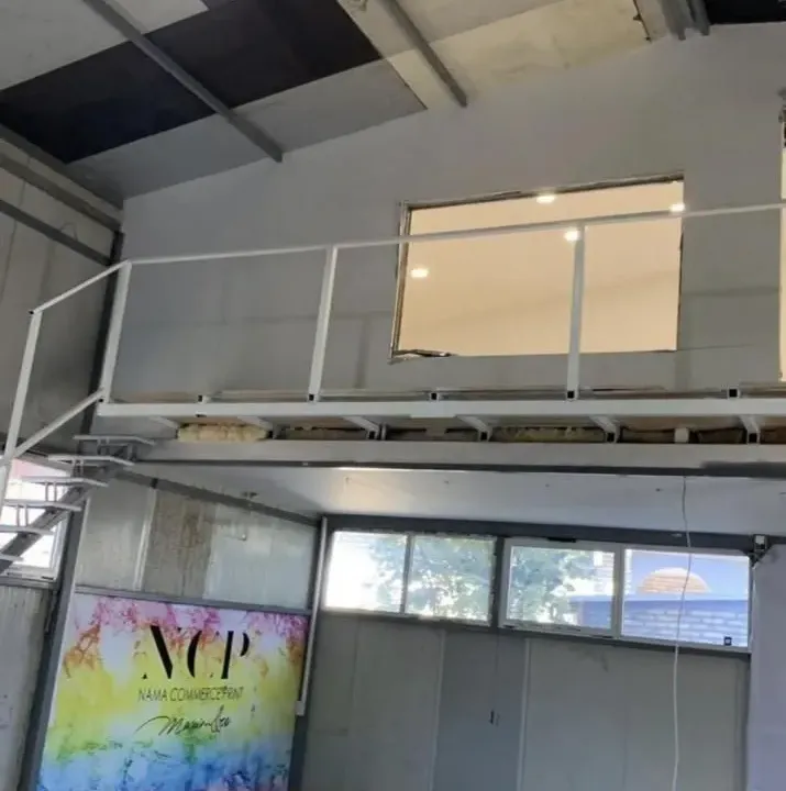 Prodaja, poslovni prostor, 203m², Kamenjar, Novi Sad Sve Podlokacije