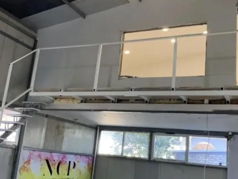 Poslovni prostor in Kamenjar