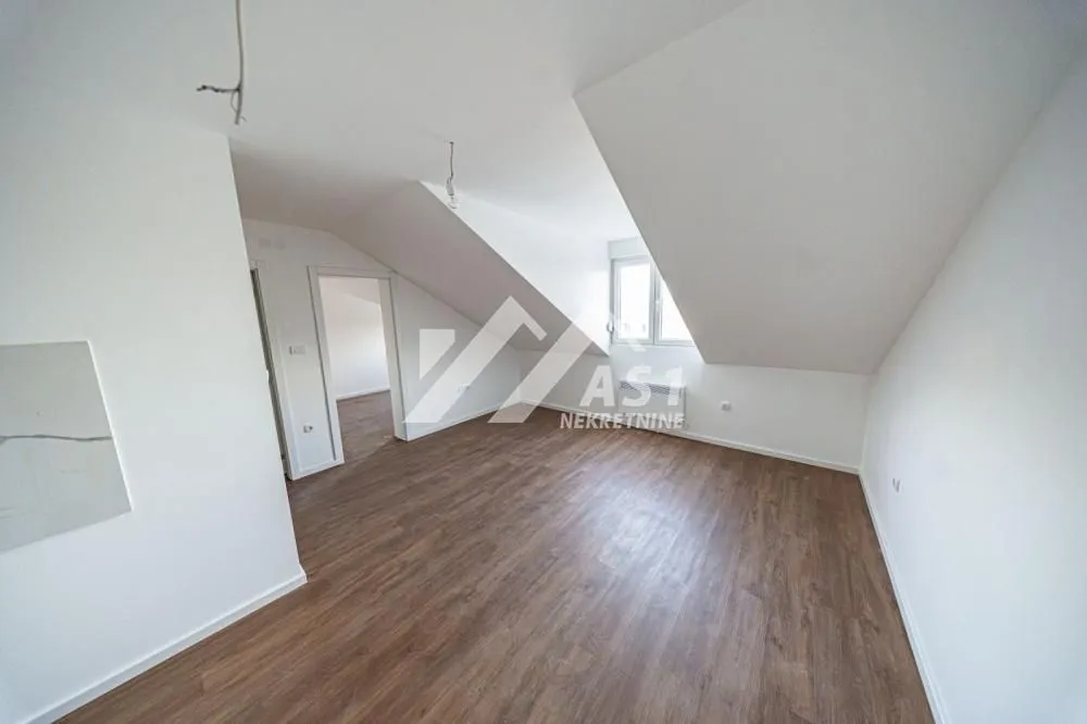 Prodaja, jednosoban stan, 28m², Podbara, Novi Sad Sve Podlokacije