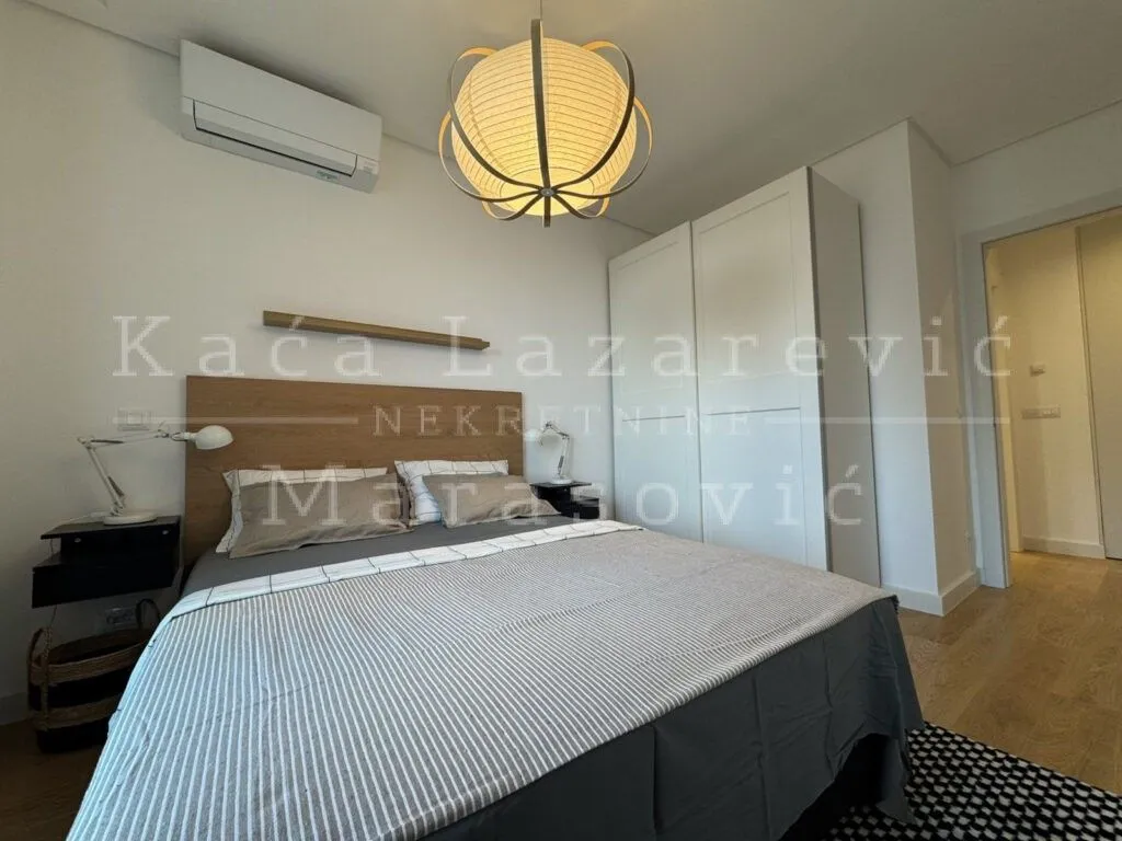 Rent, two bedroom apartment, 47m², Kalenić Pijaca, Vračar Sve Podlokacije
