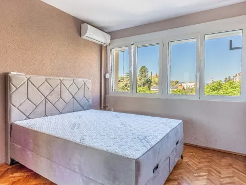 Prodaja, dvosoban stan, 52m², Centar, Tivat - image 10