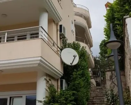 Prodaja, trosoban stan, 120m², Herceg Novi, Crna Gora - image 3