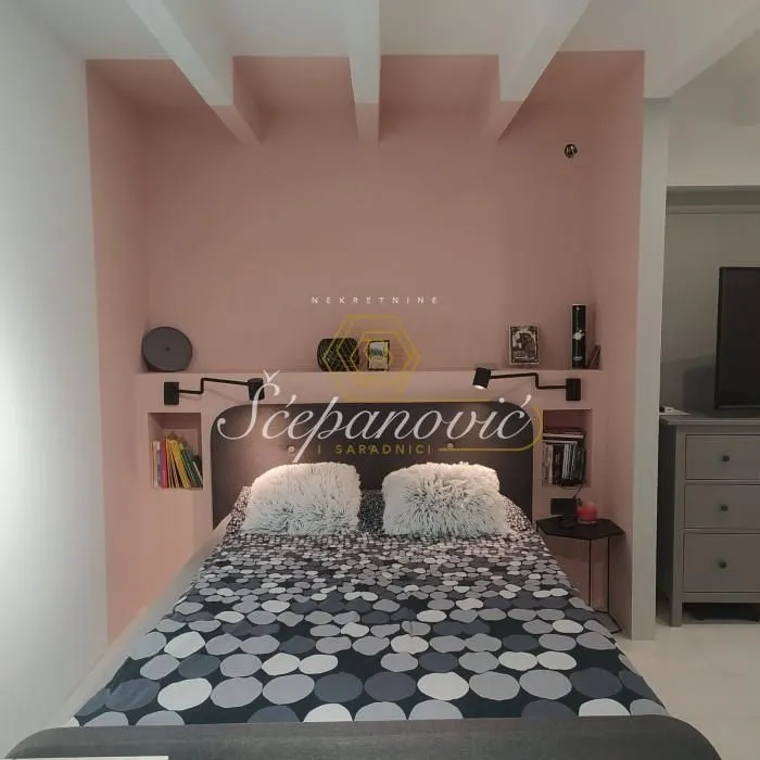 Prodaja, stan, 58m², Stari grad, Novi Sad