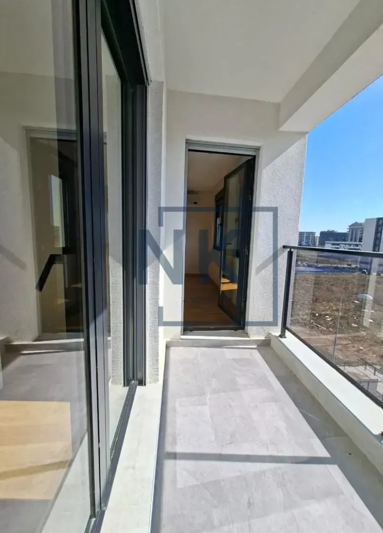 Prodaja, jednosoban stan, 56m², Tološi, Podgorica