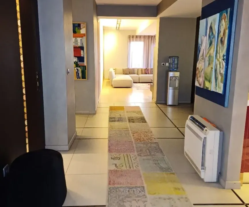 Rent, four bedroom apartment, 250m², Gorica C, Podgorica