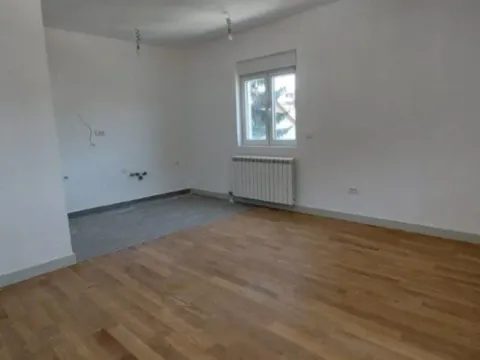 Sale, one bedroom apartment, 40m², Centar, Kolašin - image 8