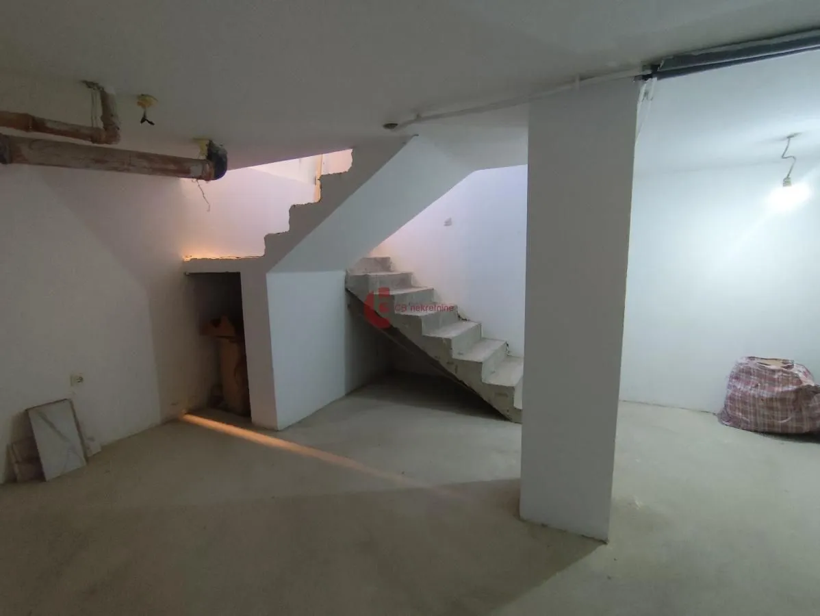 Prodaja, kuća, 163m², Kelebija, Subotica
