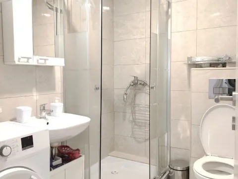 Rent, one bedroom apartment, 40m², Golubovina, Budva - image 5