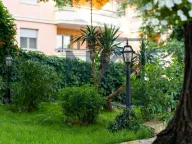 Izdavanje, trosoban stan, 120m², Gorica C, Podgorica - image 17