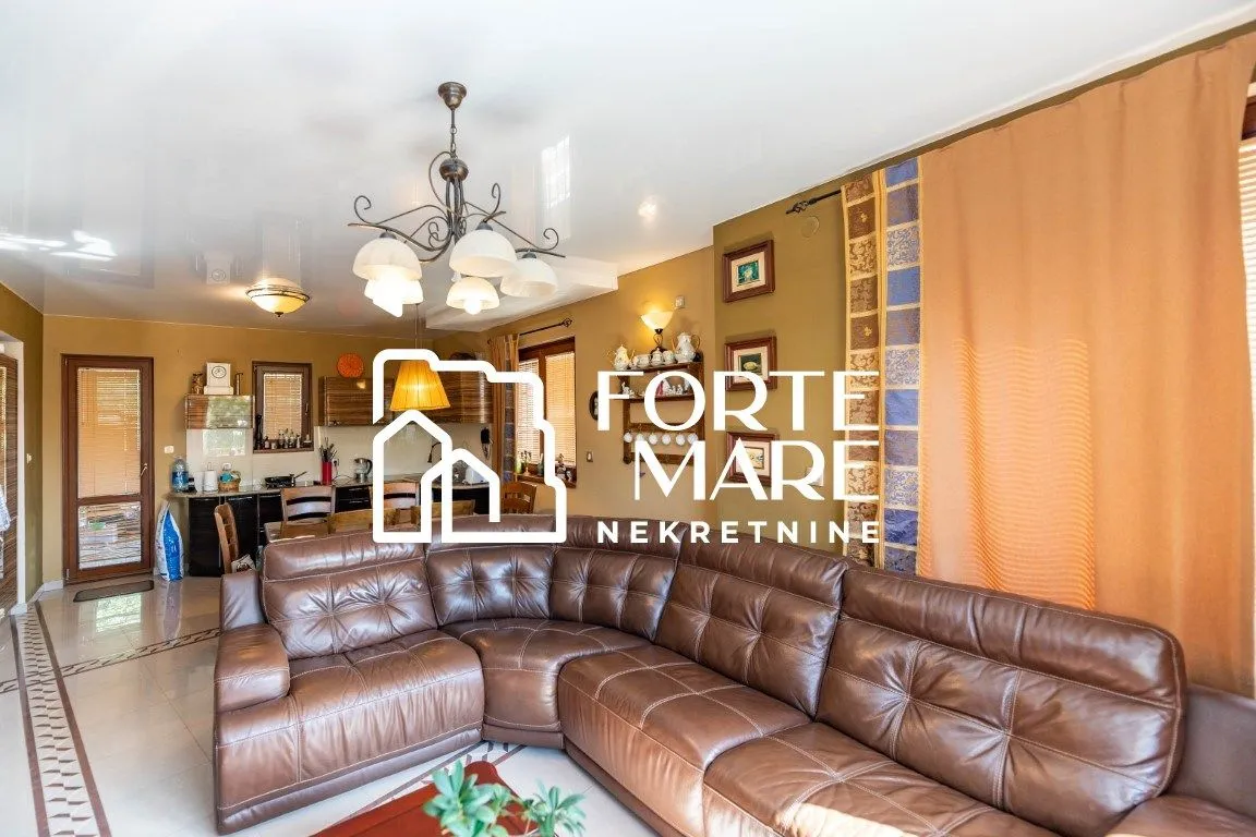 Prodaja, kuća, 226m², Bijela, Herceg Novi