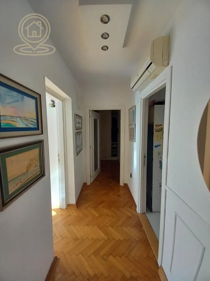 Prodaja, trosoban stan, 85m², Stari grad, Novi Sad