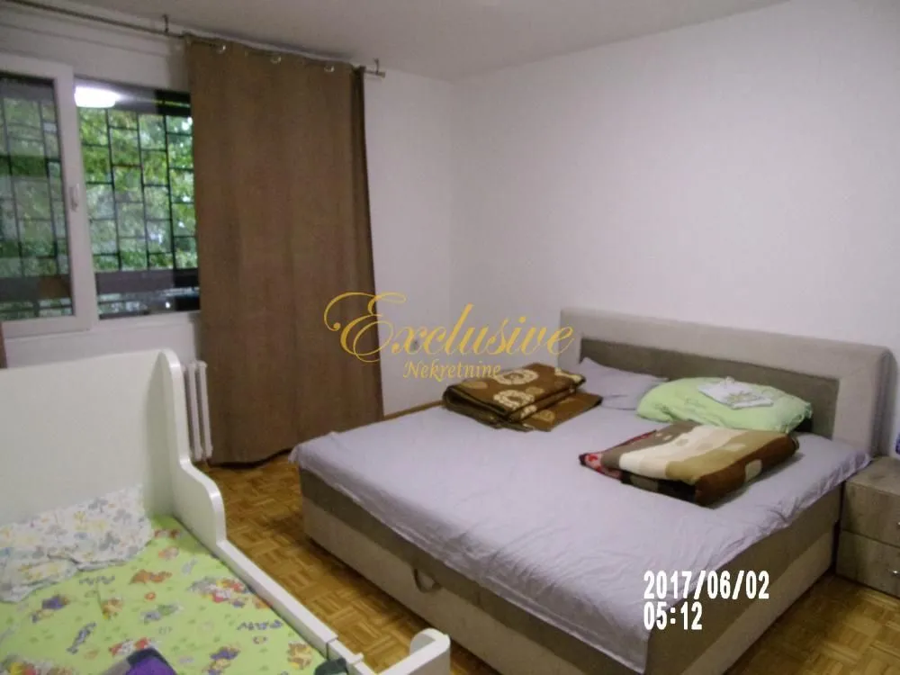 Prodaja, trosoban stan, 72m², Čukarica, Beograd