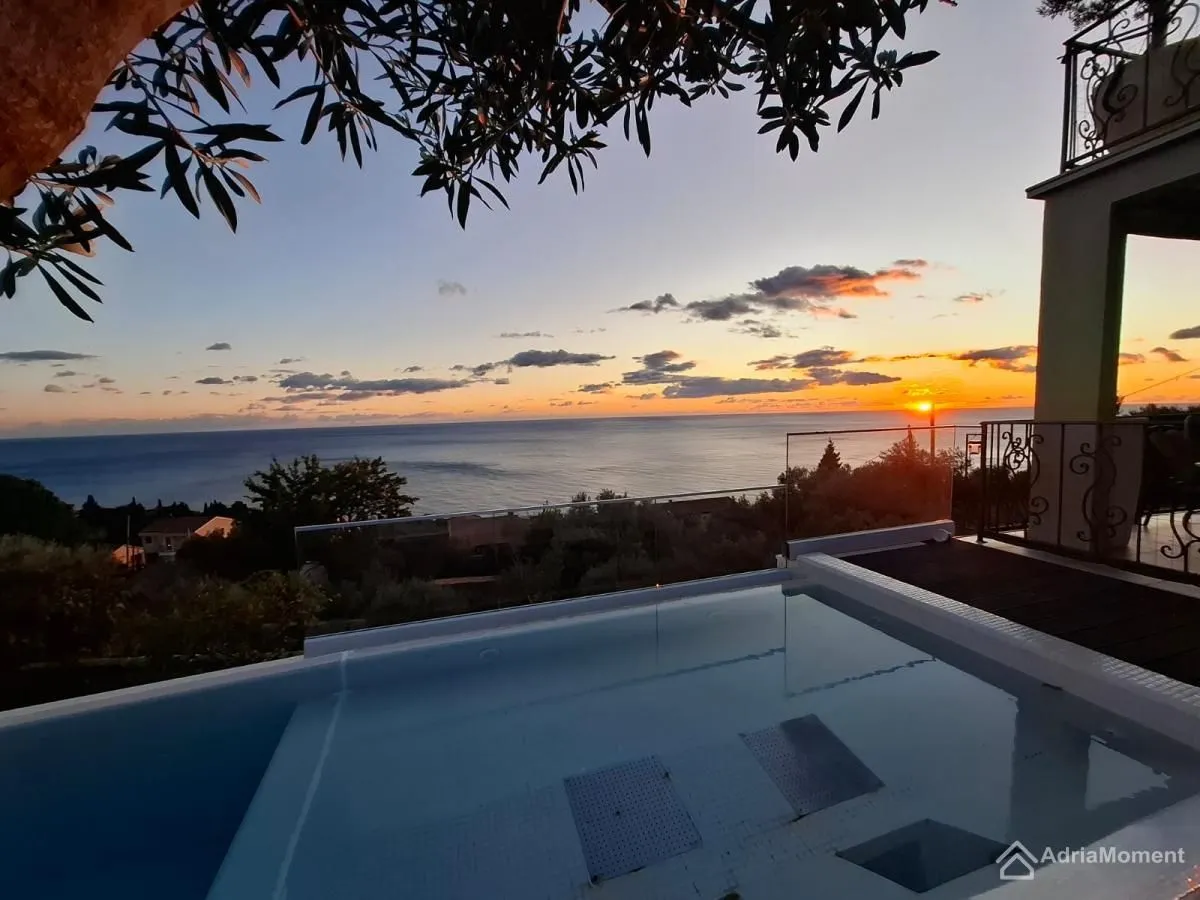 Sale, house, 116m², Reževići, Budva