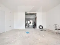 Izdavanje, poslovni prostor, 300m², Gornja Gorica, Podgorica - image 3