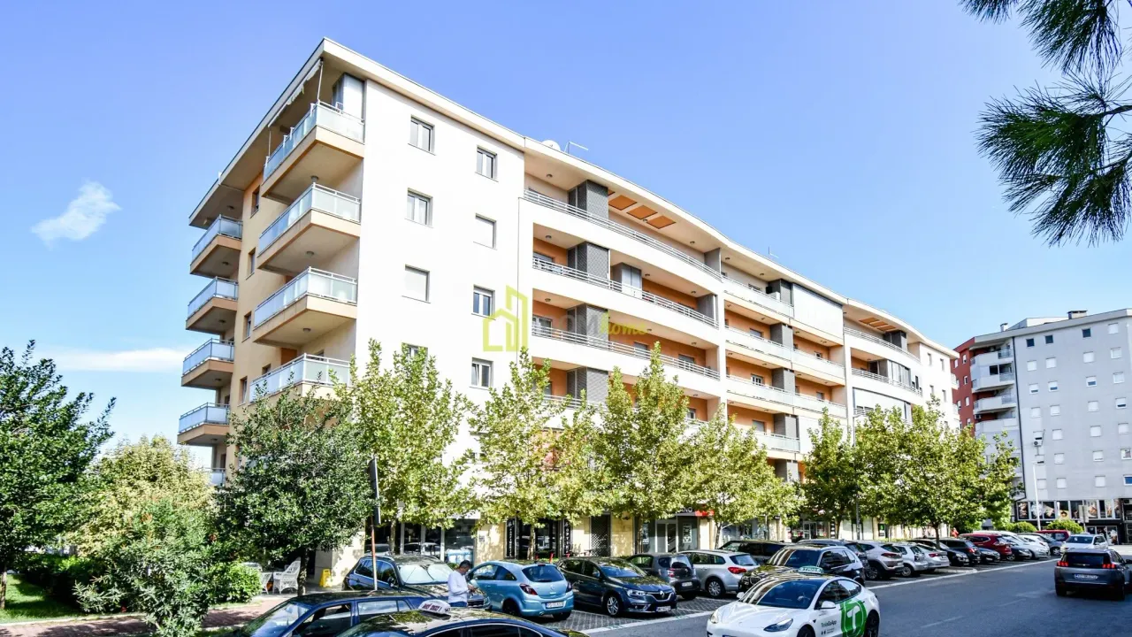 Rent, three bedroom apartment, 120m², City Kvart, Podgorica