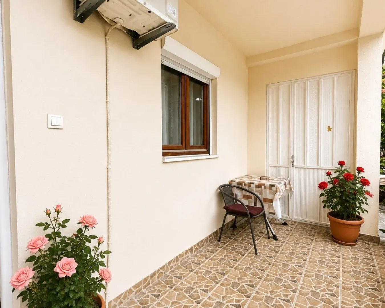 Prodaja, kuća, 125m², Murtovina, Podgorica