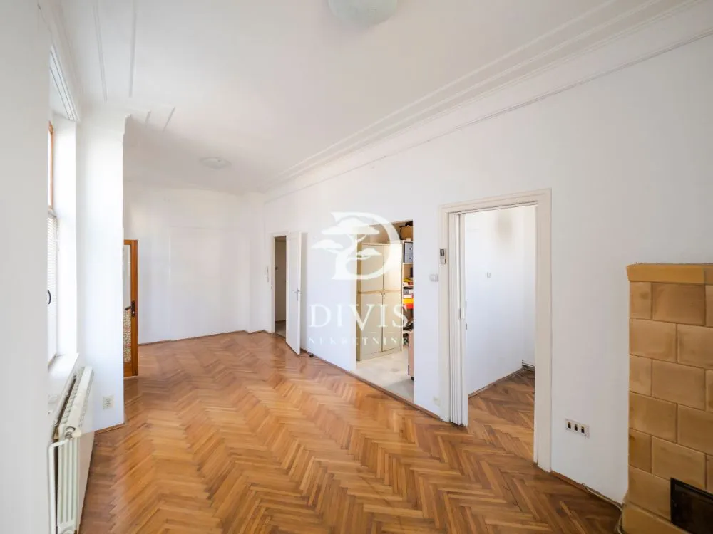 Prodaja, stan, 122m², Kalenić Pijaca, Vračar Sve Podlokacije