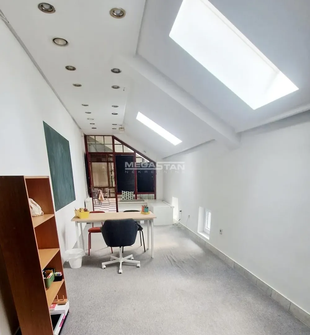 Sale, office space, 38m², Savski Venac, Beograd