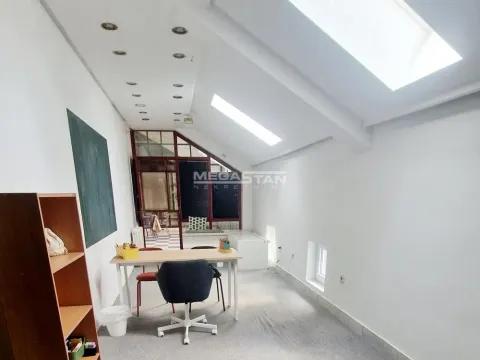 Sale, office space, 38m², Savski Venac, Beograd - image 2