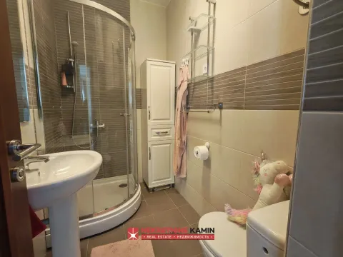 Prodaja, trosoban stan, 114m², Dobrota, Kotor - image 3