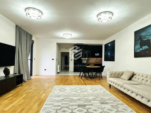 Rent, two bedroom apartment, 100m², Dalmatinska ulica, Podgorica - image 4