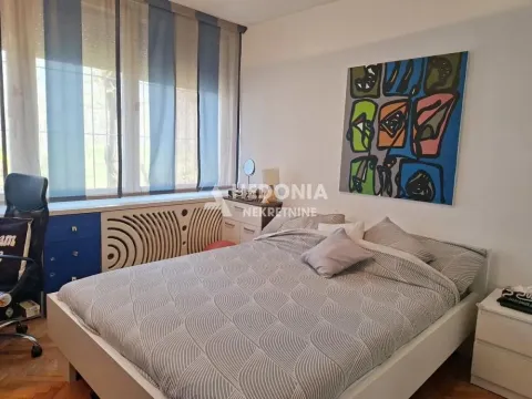 Prodaja, trosoban stan, 71m², Banovo Brdo, Beograd - image 13