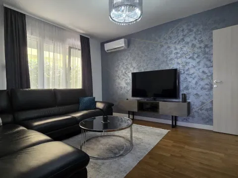 Sale, apartment, 45m², Tološi, Podgorica - image 2