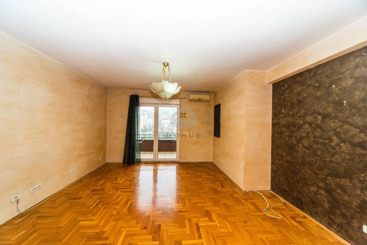 Rent, one bedroom apartment, 57m², Vezirov Most, Podgorica