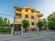 Izdavanje, jednosoban stan, 70m², Gorica C, Podgorica - image 2