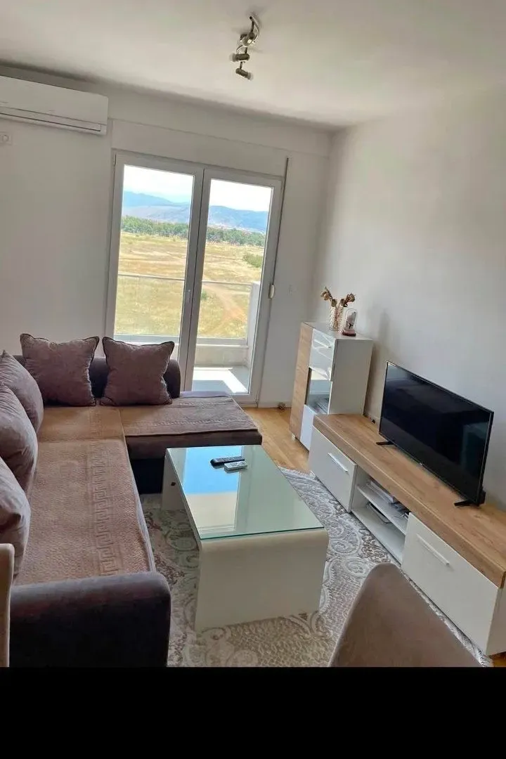Rent, one bedroom apartment, 43m², Stari Aerodrom, Podgorica