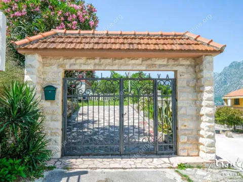 Sale, house, 172m², Muo, Kotor - image 31