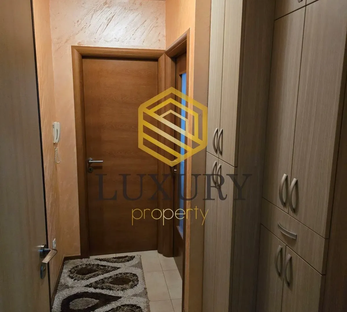 Prodaja, jednosoban stan, 40m², Stari Aerodrom, Podgorica