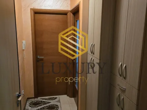 Sale, one bedroom apartment, 40m², Stari Aerodrom, Podgorica - image 2