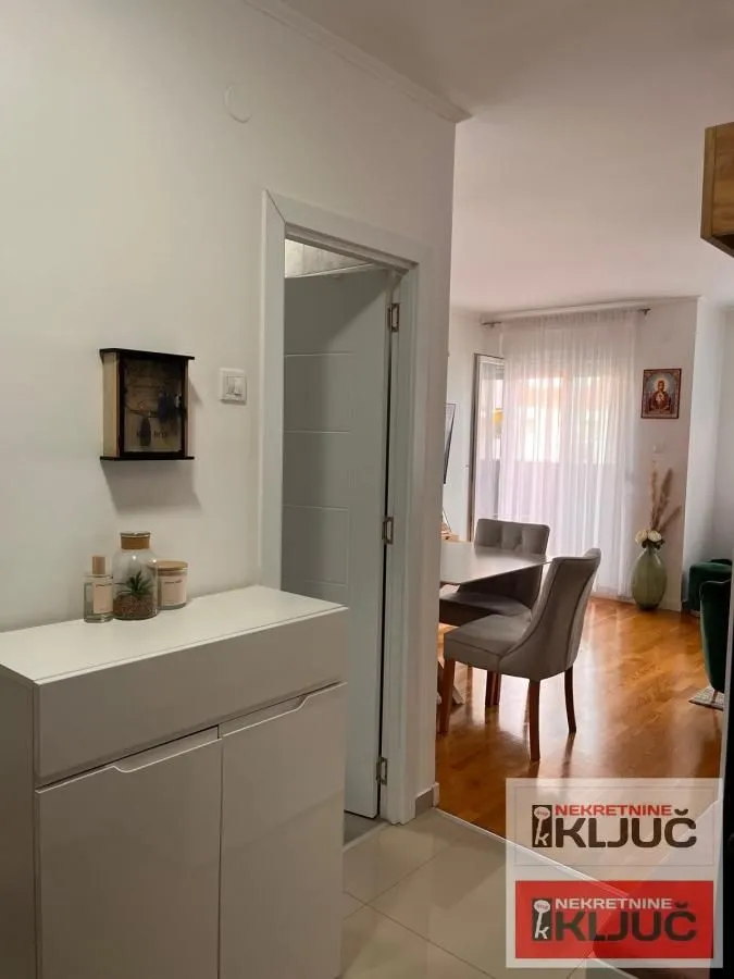 Prodaja, stan, 100m², Novo naselje, Novi Sad