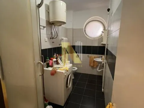 Prodaja, trosoban stan, 61m², Stari grad, Novi Sad - image 15