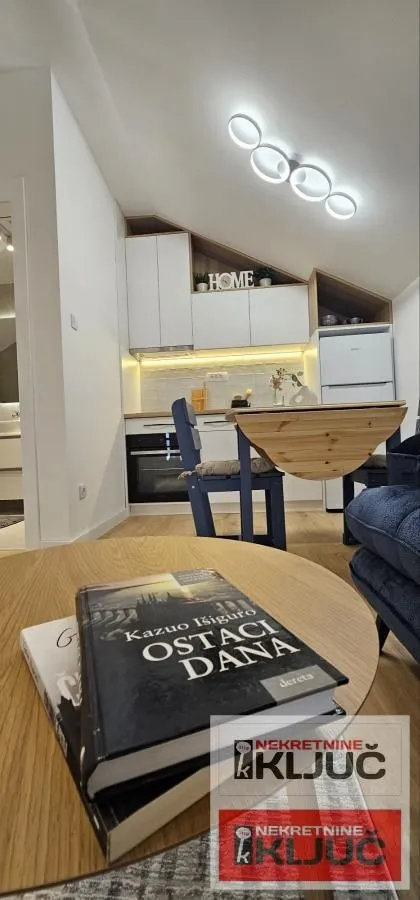 Izdavanje, stan, 36m², Centar, Novi Sad